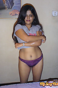 Neha Nair beauty bird from bangalore stripping naked