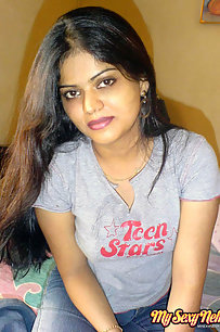 Neha Nair beauty bird from bangalore stripping naked