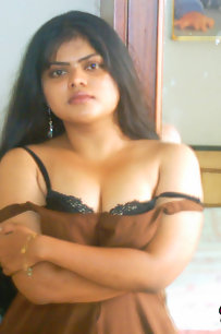 Neha bhabhi in bedroom stripping her brown nighty