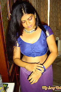 Neha bhabhi sati savitri housewife showing her big boobs