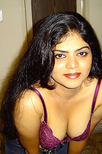 Neha bhabhi in her favorite under garments showing off