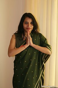 Kavya sharma in her sexy green indian sari showing off