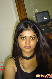 Neha Nair sexy housewife from Bangalore posing