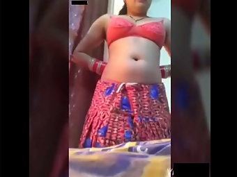 Amateur Indian Wife Pooja Stripping
