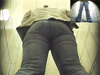 Hidden cam fixed in publc toilet